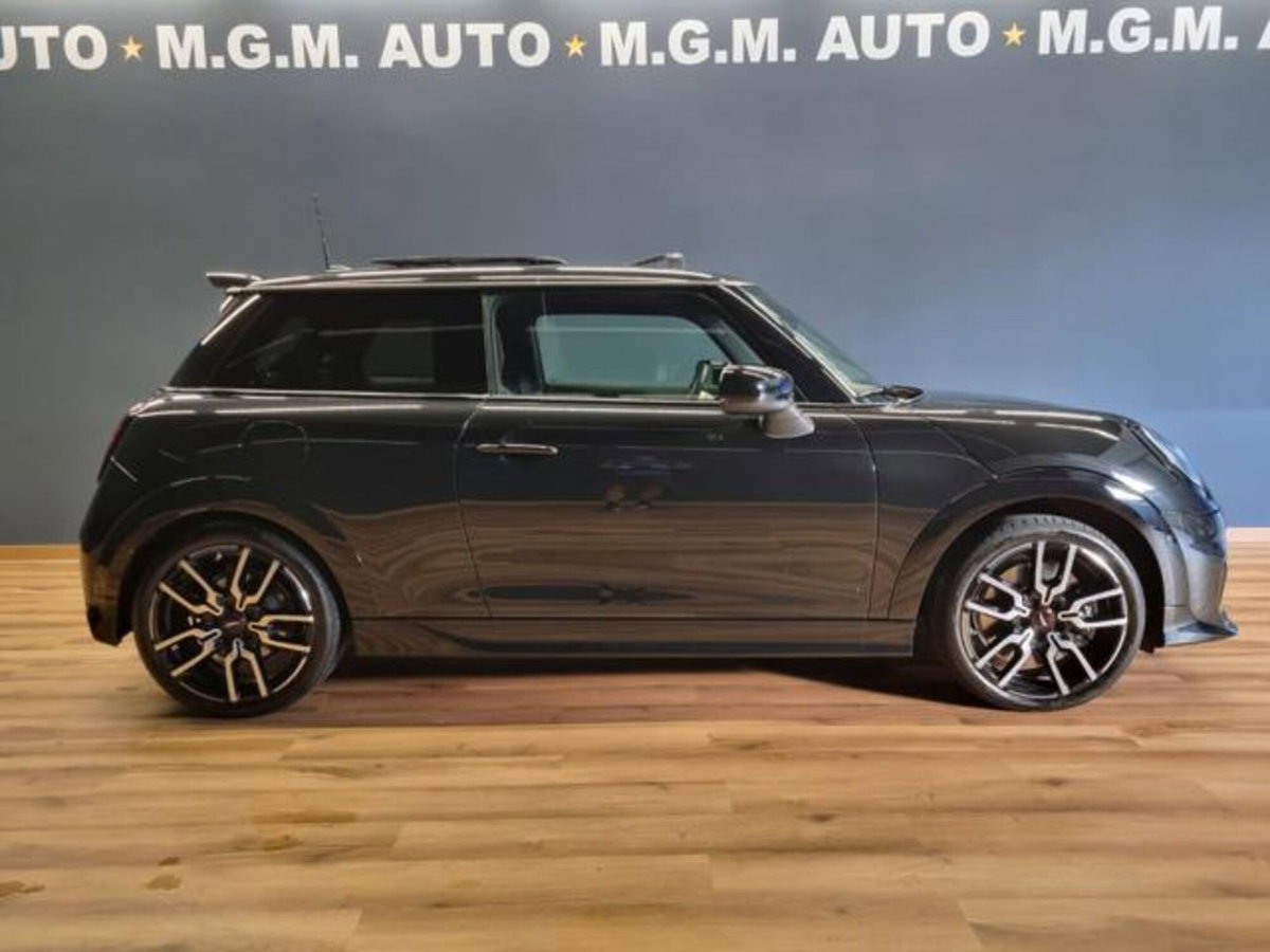 MINI Mini 2.0 Cooper S JCW (4)