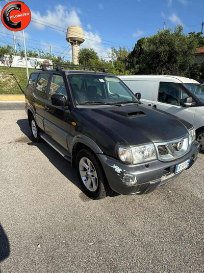 Nissan Terrano 3.0 DiT 5p. Wagon Comm. Sport (3)