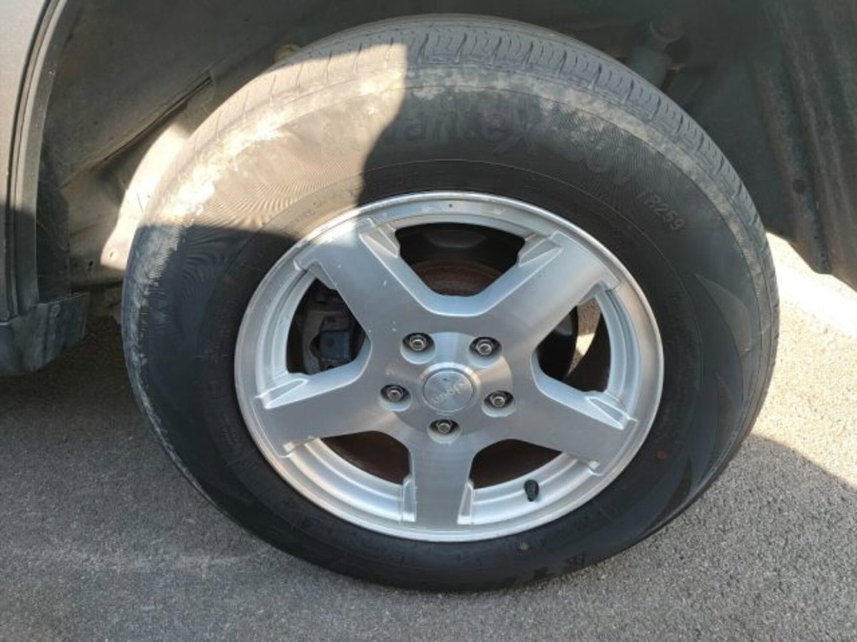 Jeep Grand Cherokee 3.0 V6 CRD Laredo (20)