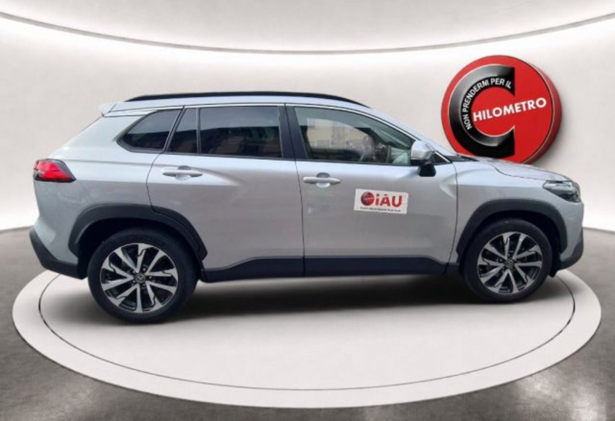 Toyota Corolla Cross Hybrid 2.0 Hybrid 197 CV E-CVT Lounge Light (7)
