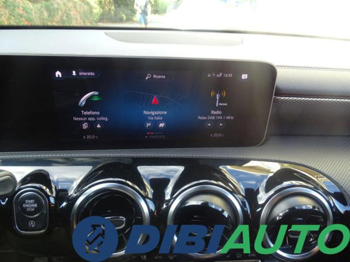 Mercedes-Benz CLA Shooting Brake 200 d Automatic Shooting Brake Sport (19)