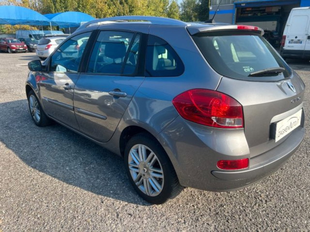 Renault Clio SporTour 1.2 16V TCE 105CV SporTour Dynamique (6)
