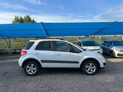 Suzuki SX4 16V Outdoor Line GLX (3)