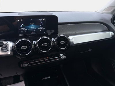 Mercedes-Benz GLB 180 d Automatic Business (10)