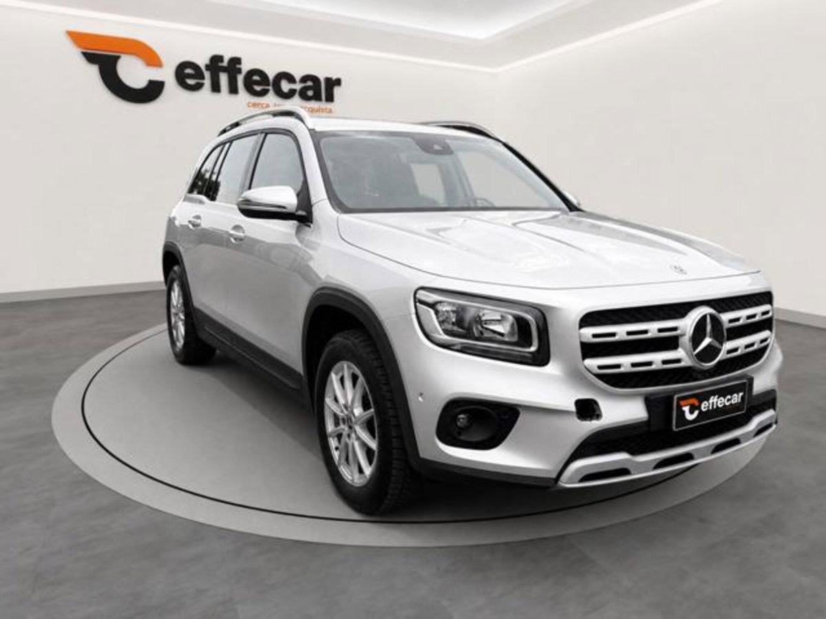 Mercedes-Benz GLB 180 d Automatic Business (3)