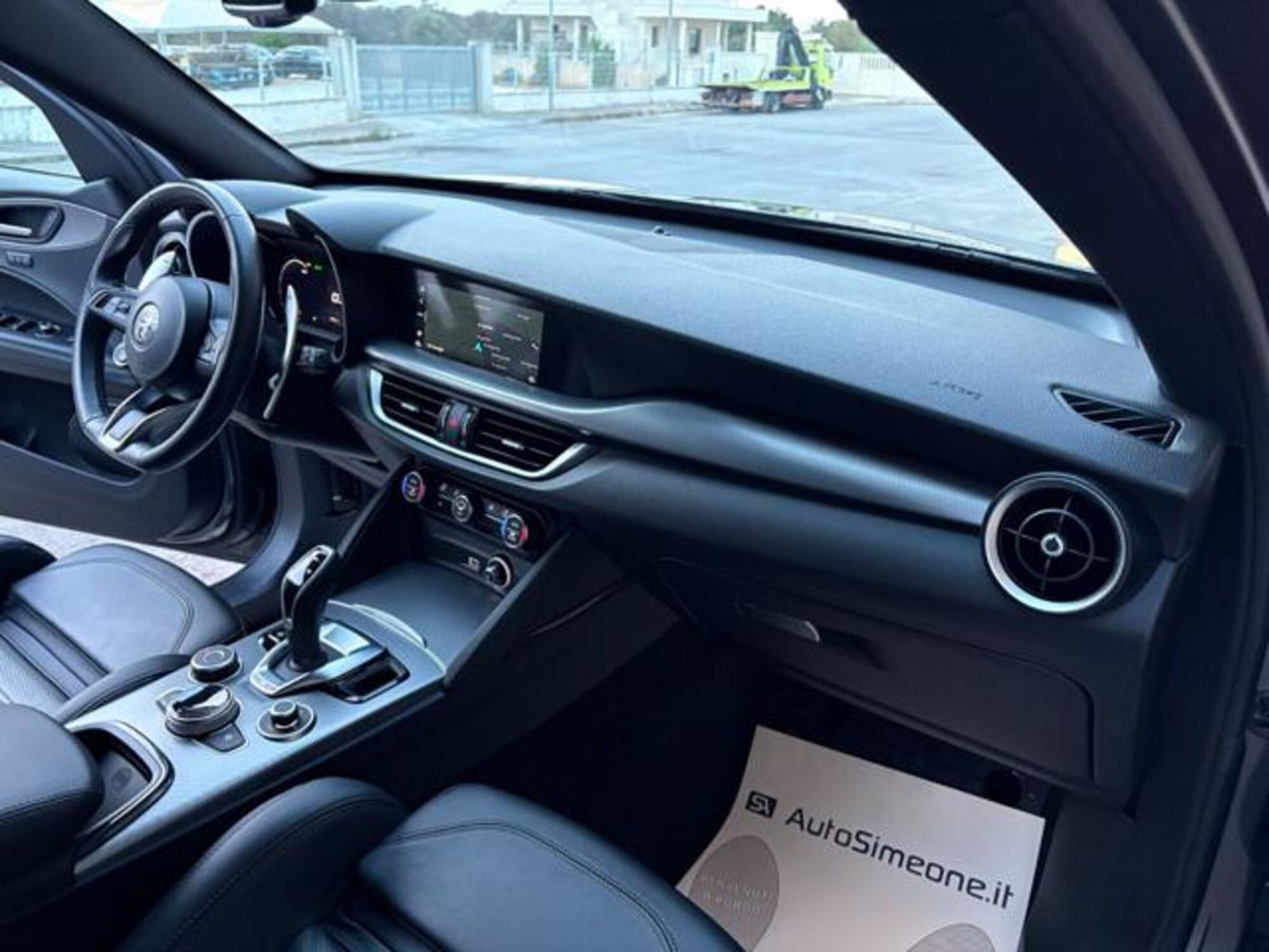 Alfa Romeo Stelvio Stelvio 2.2 Turbodiesel 210 CV AT8 Q4 Veloce (14)