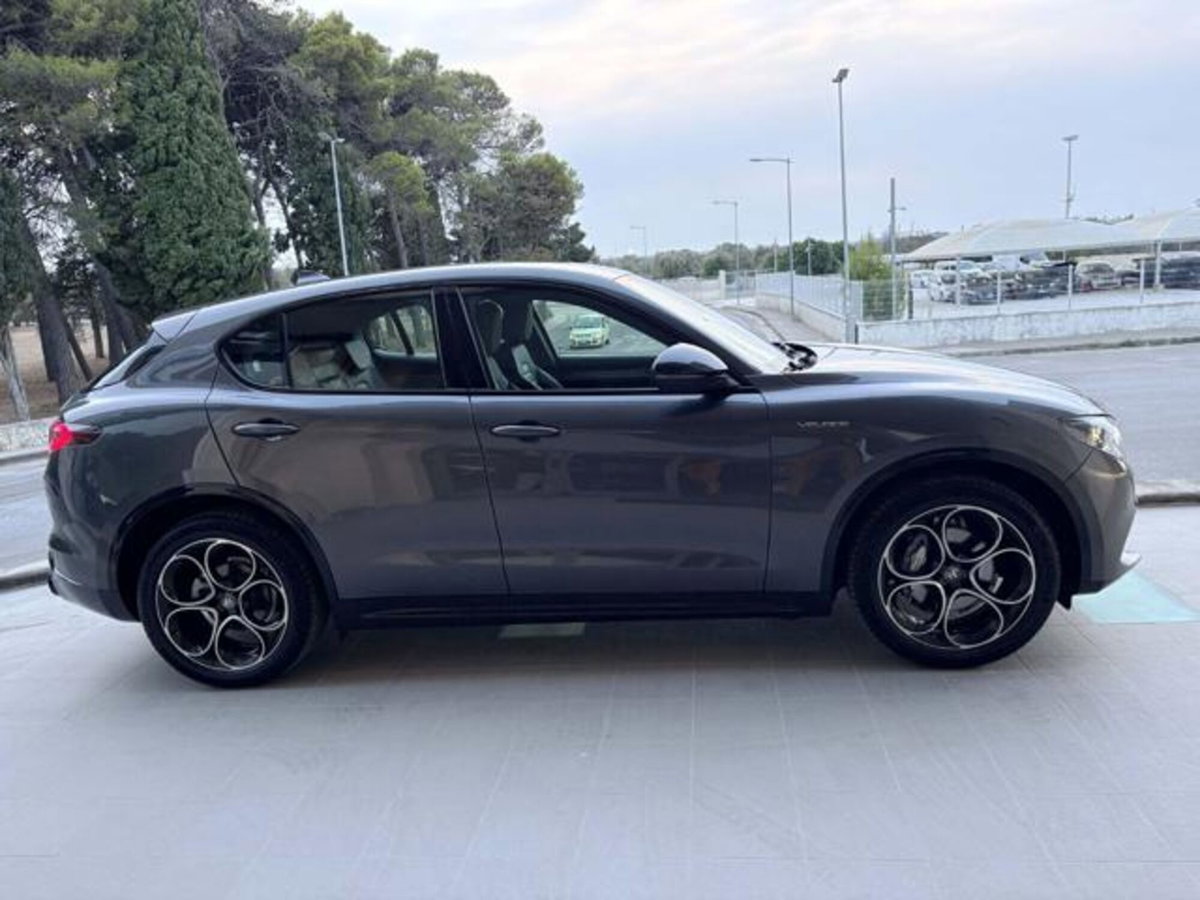 Alfa Romeo Stelvio Stelvio 2.2 Turbodiesel 210 CV AT8 Q4 Veloce (4)