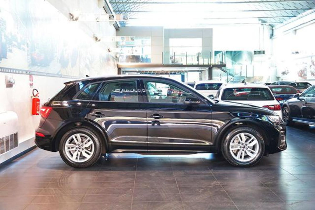 Audi Q5 35 TDI S tronic S line (2)