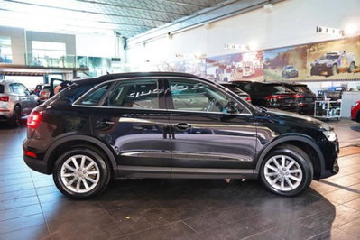Audi Q3 Sportback 2.0 tdi Business 150cv s-tronic (10)
