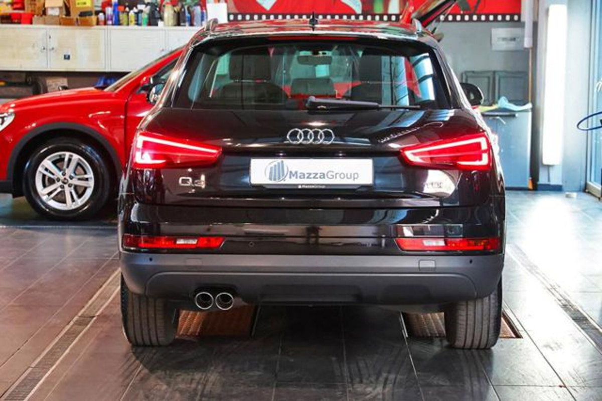 Audi Q3 Sportback 2.0 tdi Business 150cv s-tronic (4)