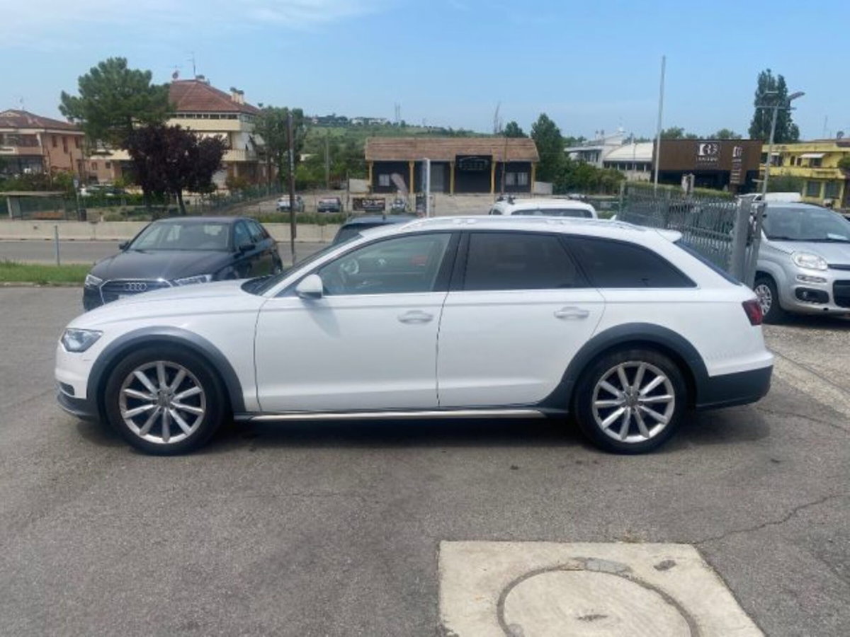 Audi A6 Allroad 3.0 TDI 218 CV S tronic Business Plus (8)