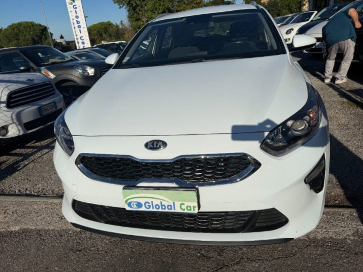 Kia Ceed Sport Wagon 1.6 CRDi 115 CV SW Business Class (2)