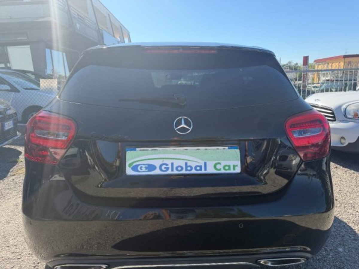 Mercedes-Benz Classe A 180 d Sport (5)