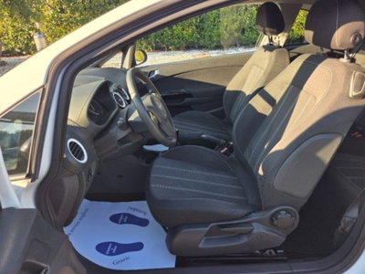 Opel Corsa 1.2 3 porte Edition (12)