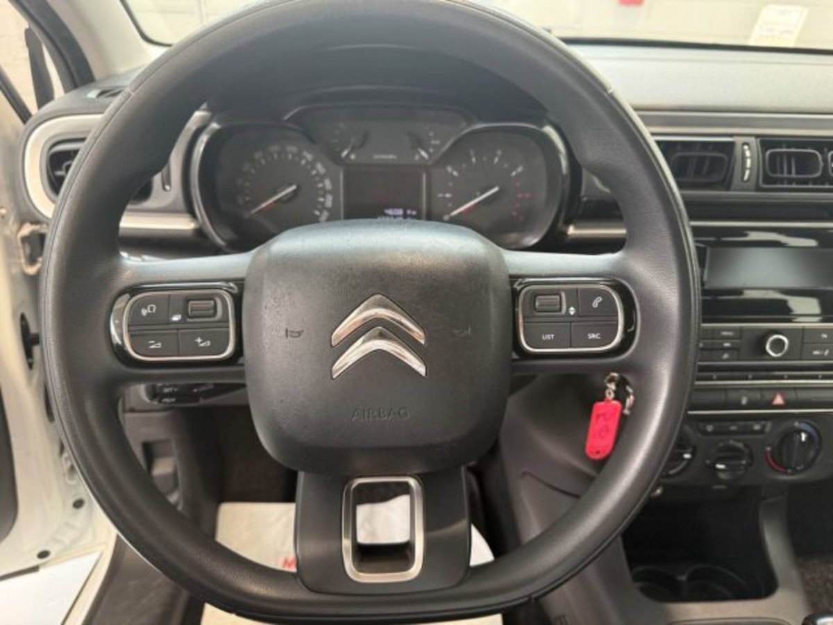 Citroen C3 BlueHDi 100 S&S Van Feel (10)