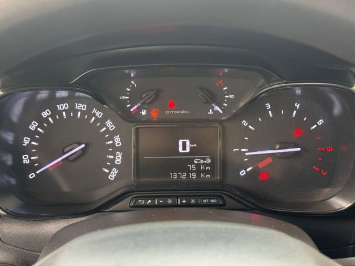 Citroen C3 BlueHDi 100 S&S Van Feel (11)