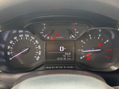 Citroen C3 BlueHDi 100 S&S Van Feel (11)