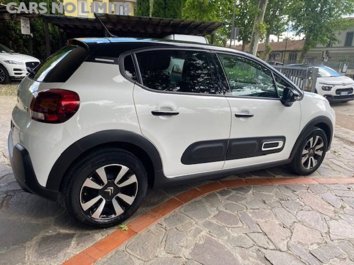 Citroen C3 PureTech 110 S&S EAT6 Shine (6)