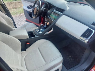 Jaguar E-Pace 2.0D 150 CV AWD aut. S (6)