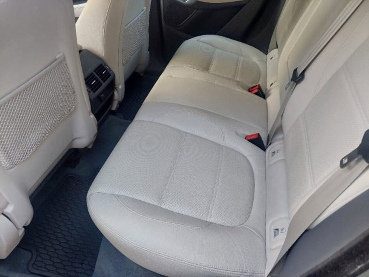 Jaguar E-Pace 2.0D 150 CV AWD aut. S (7)