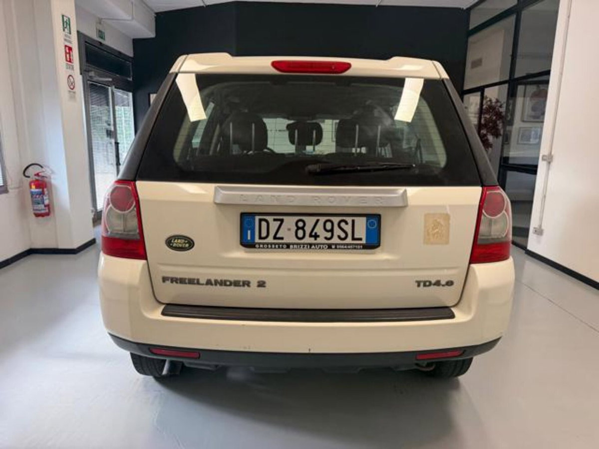 Land Rover Freelander 2.2 TD4 S.W. E (5)