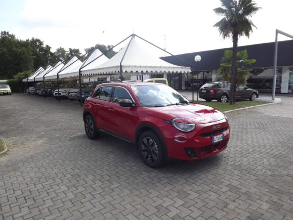 Fiat 600 1.2 hybrid 145cv auto (5)