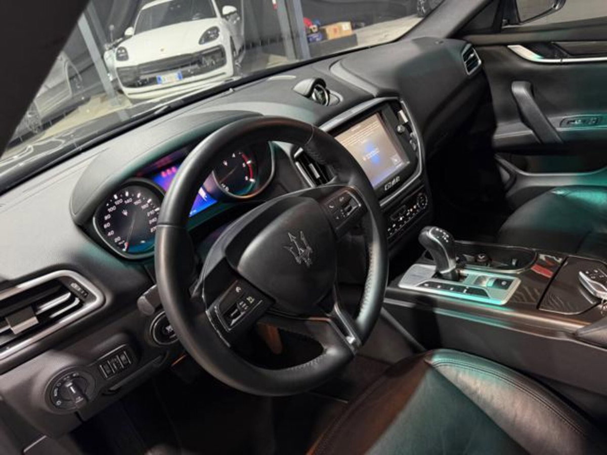 Maserati Ghibli Ghibli V6 Diesel 275 CV Ribelle Black (12)