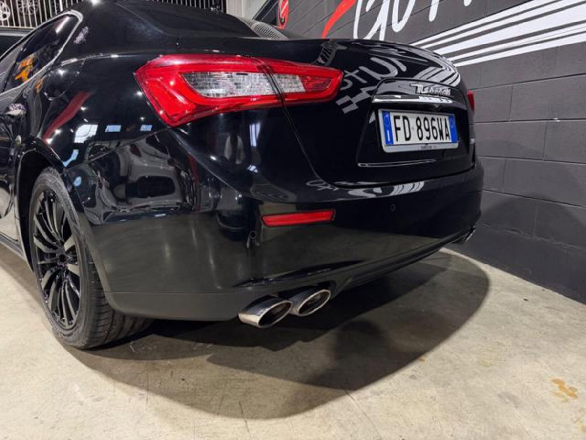 Maserati Ghibli Ghibli V6 Diesel 275 CV Ribelle Black (5)