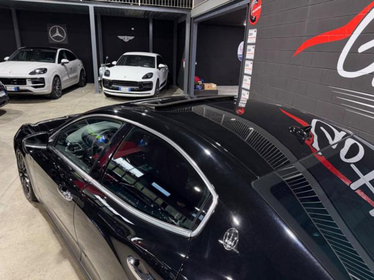 Maserati Ghibli Ghibli V6 Diesel 275 CV Ribelle Black (7)