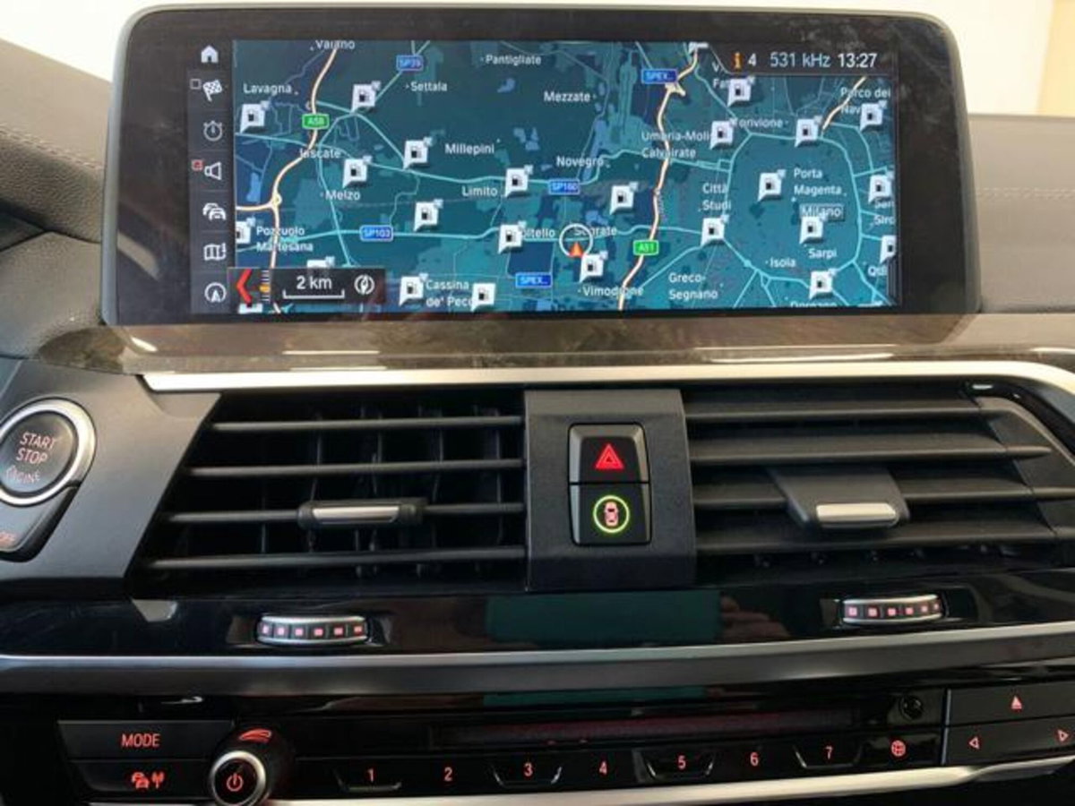 BMW X3 xDrive20d Luxury (11)