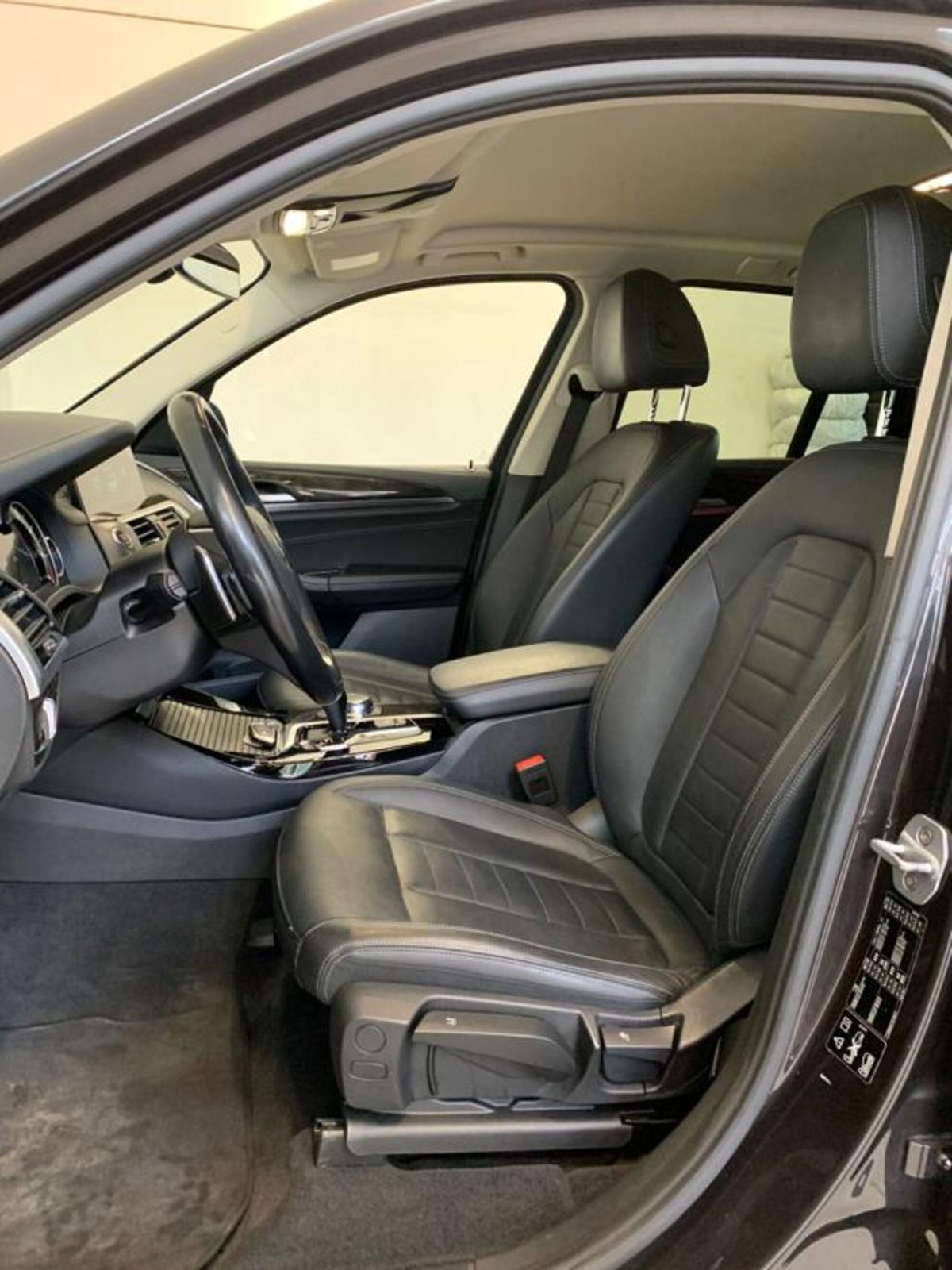 BMW X3 xDrive20d Luxury (12)