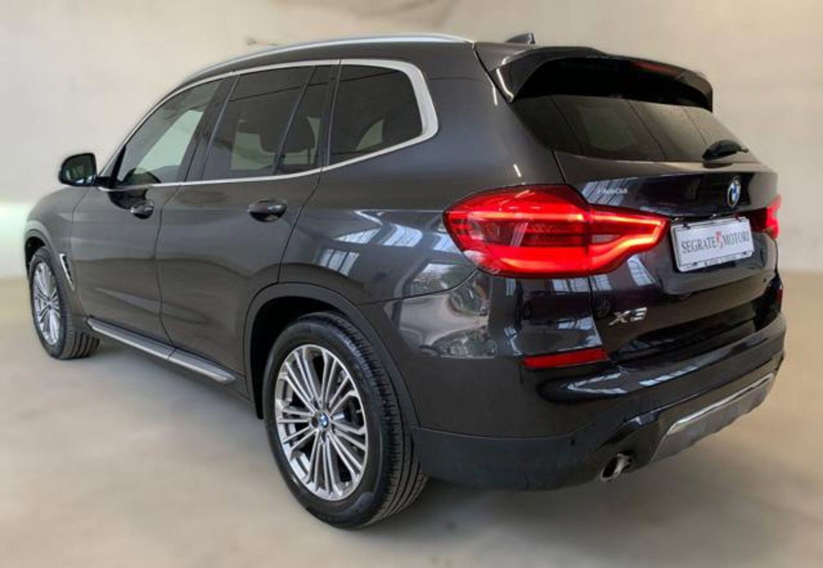 BMW X3 xDrive20d Luxury (3)