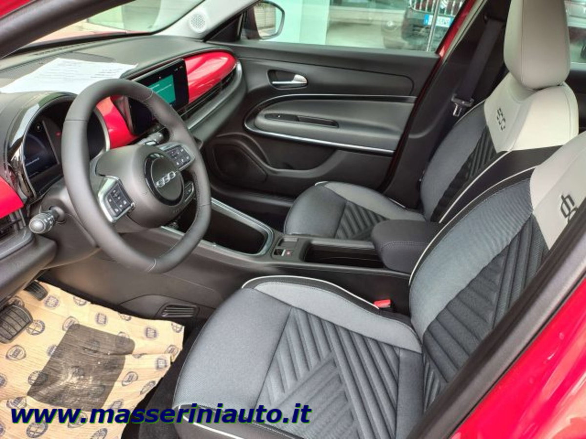 Fiat 600 1.2 hybrid Icon 145cv auto (13)