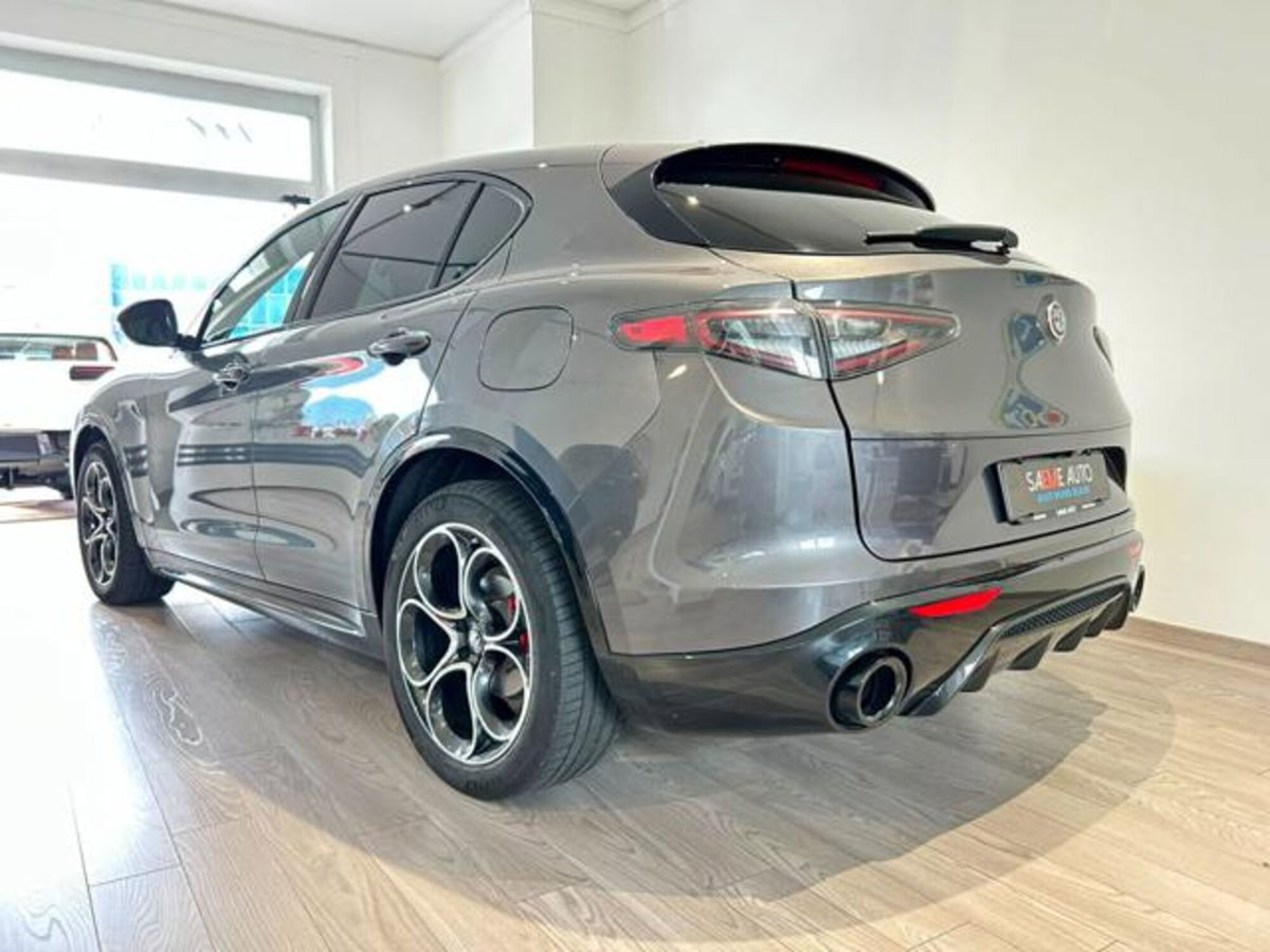 Alfa Romeo Stelvio Stelvio 2.2 Turbodiesel 210 CV AT8 Q4 Veloce (2)