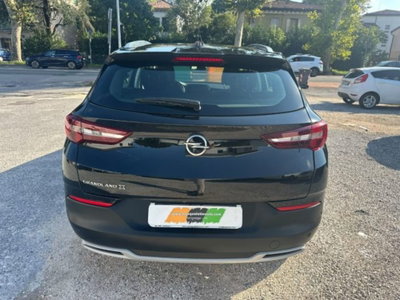 Opel Grandland 1.5 diesel Ecotec aut. Business Elegance (18)