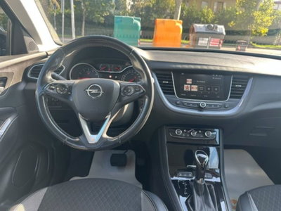 Opel Grandland 1.5 diesel Ecotec aut. Business Elegance (4)