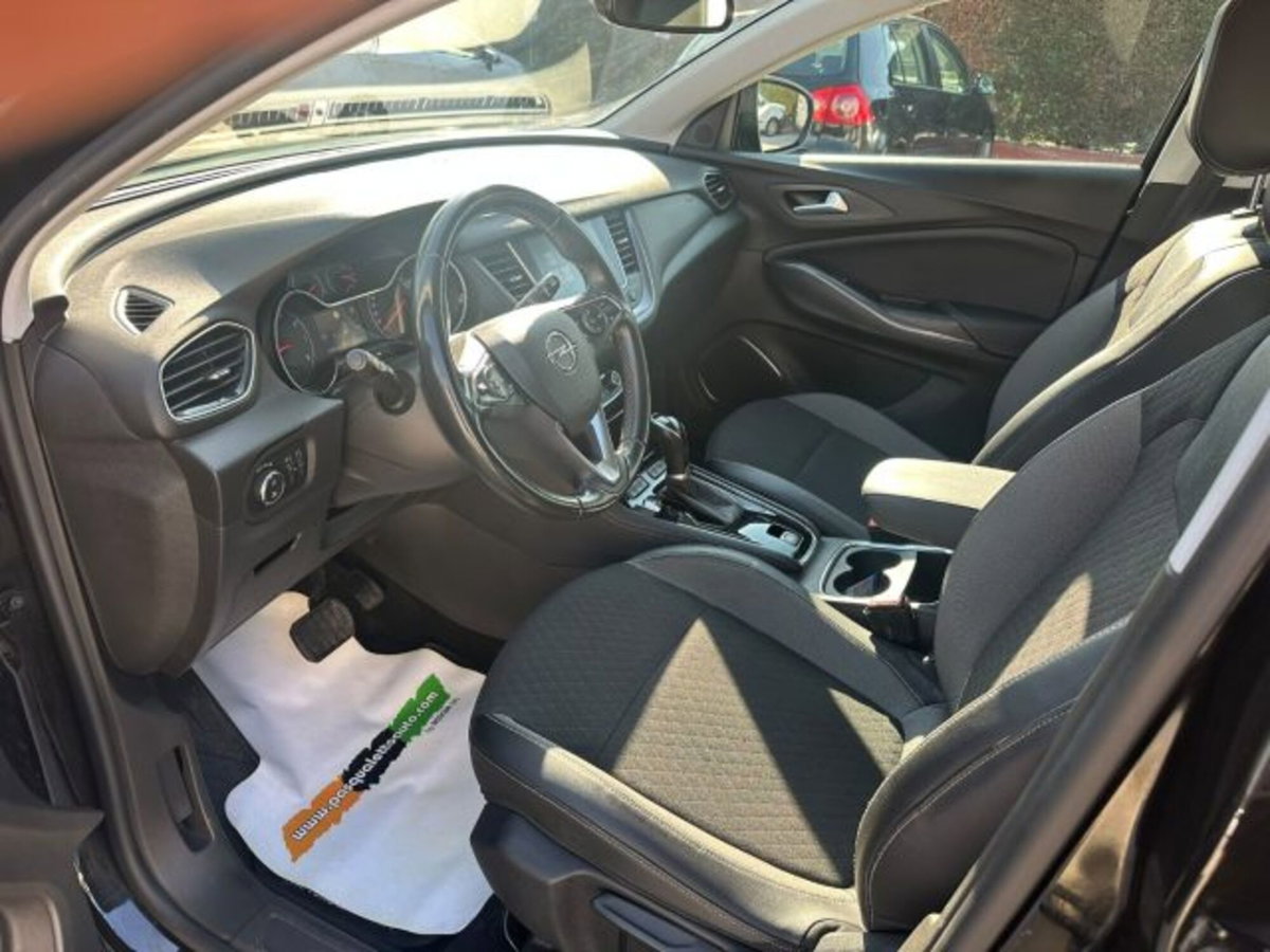 Opel Grandland 1.5 diesel Ecotec aut. Business Elegance (5)