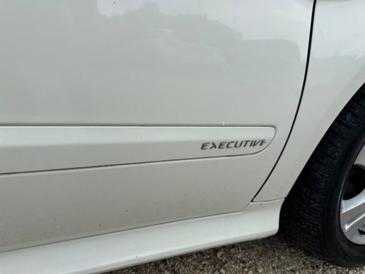 Mercedes-Benz Classe B 180 BlueEFFICIENCY Executive (19)