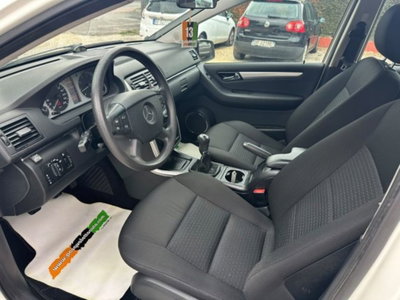 Mercedes-Benz Classe B 180 BlueEFFICIENCY Executive (5)
