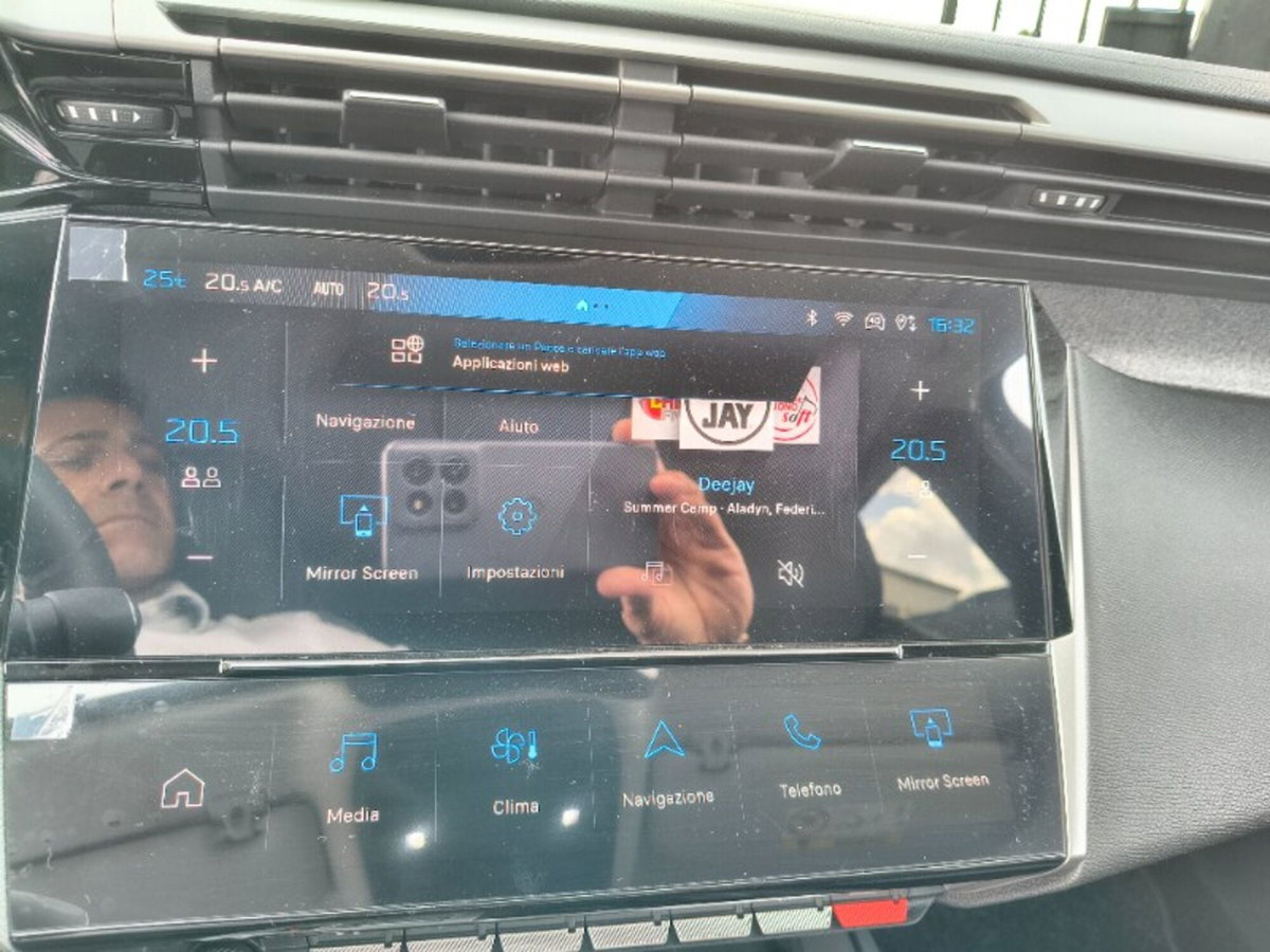 Peugeot 308 BlueHDi 130 S&S EAT8 Allure Pack (16)