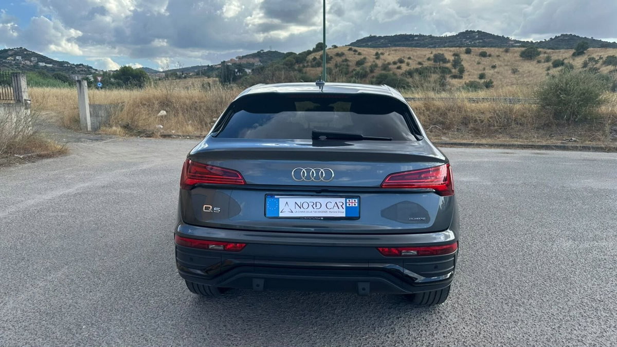 Audi Q5 Sportback 40 2.0 tdi mhev 12V S line Plus quattro s-tronic (5)