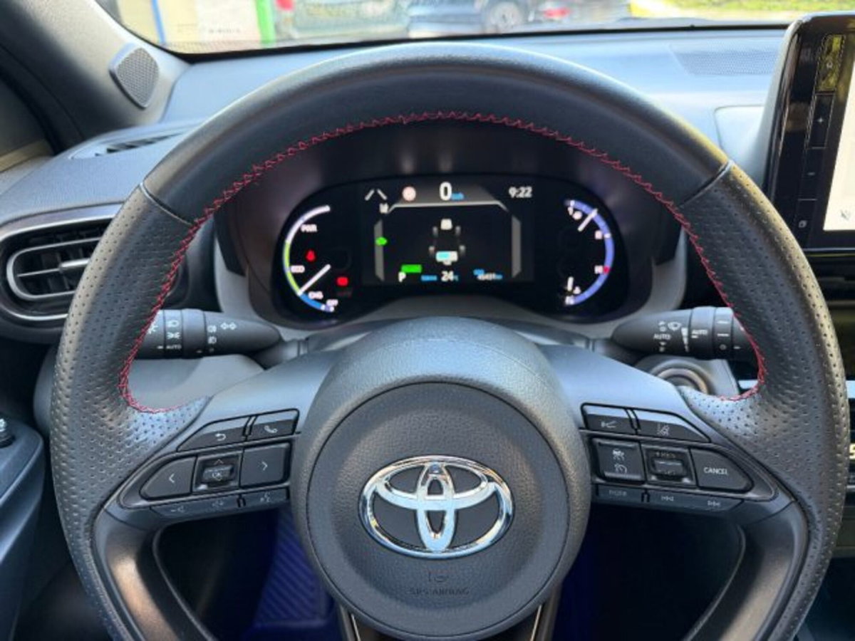 Toyota Yaris Cross 1.5h GR Sport Black Sky fwd 116cv e-cvt (7)