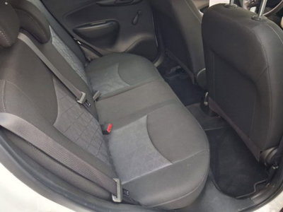 Opel Karl Rocks 1.0 73 CV (12)