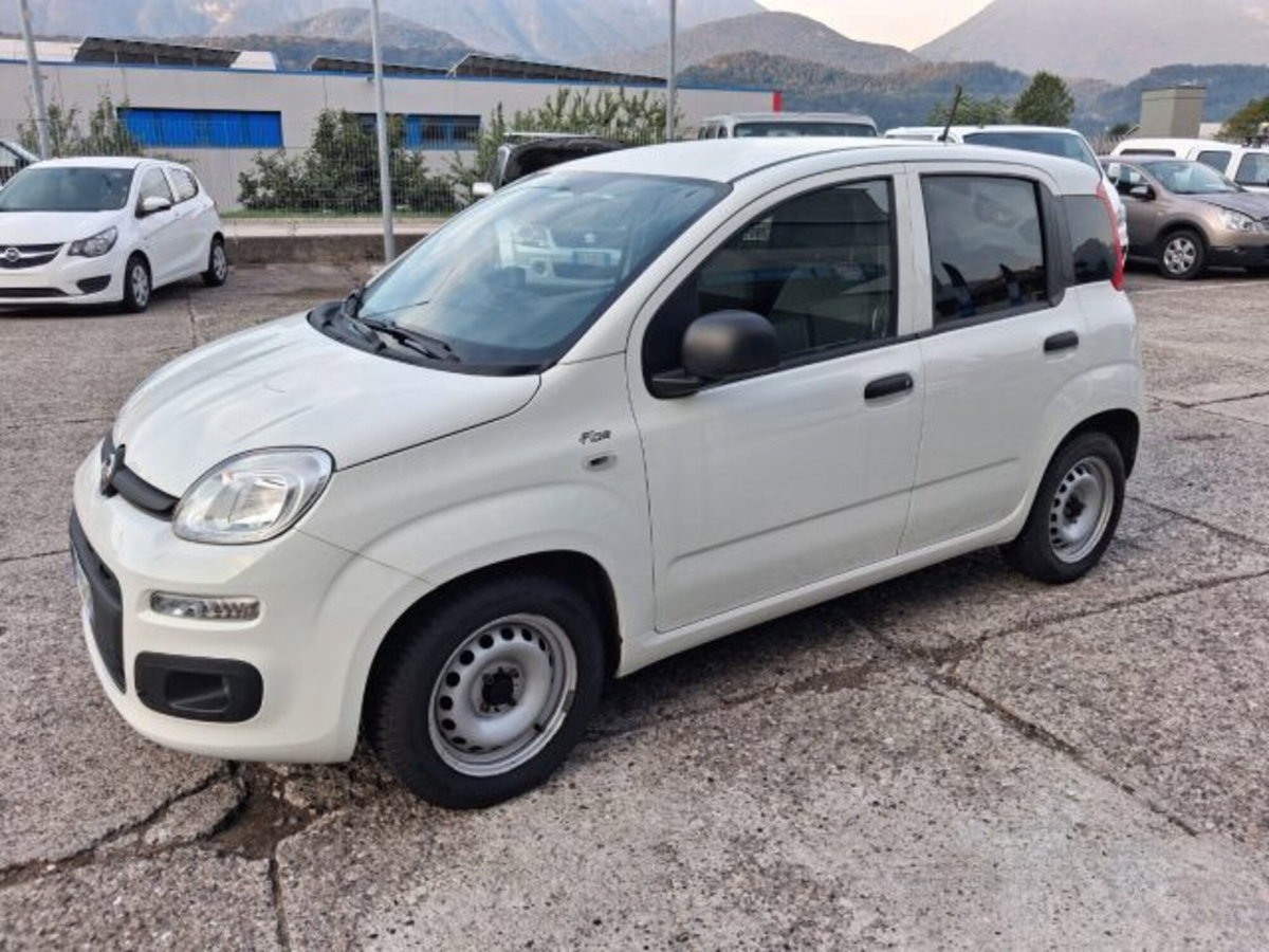 Fiat Panda 1.0 firefly hybrid s&s 70cv 5p.ti (2)