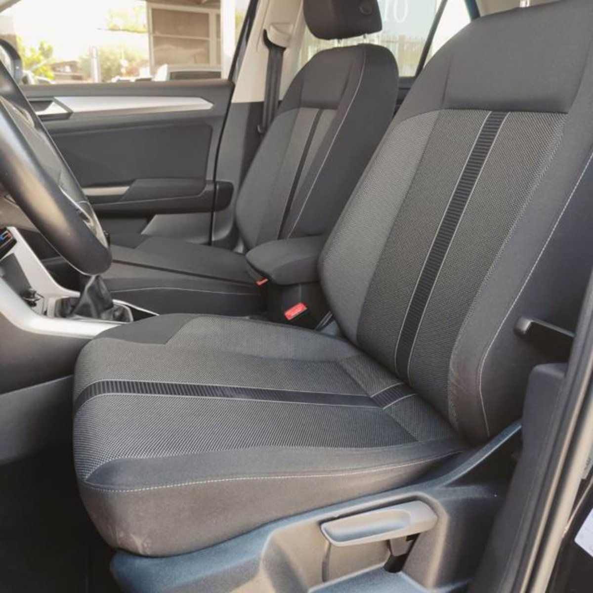 Volkswagen T-Roc 2.0 tdi Life 115cv (18)