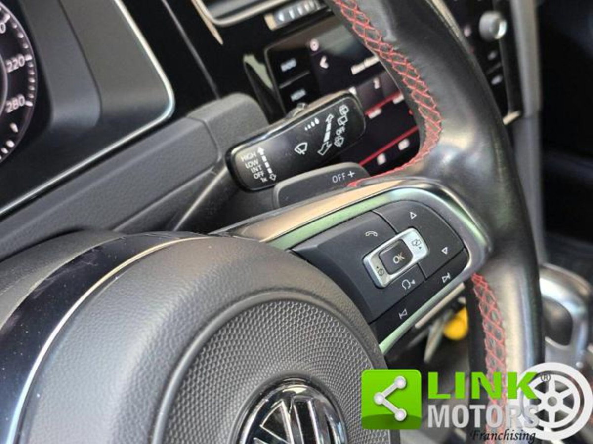 Volkswagen Golf GTI Performance 2.0 245 CV TSI DSG 5p. BMT (19)