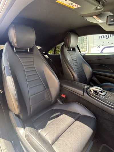 Mercedes-Benz Classe E Coupé 220 d 4Matic Premium Plus (8)