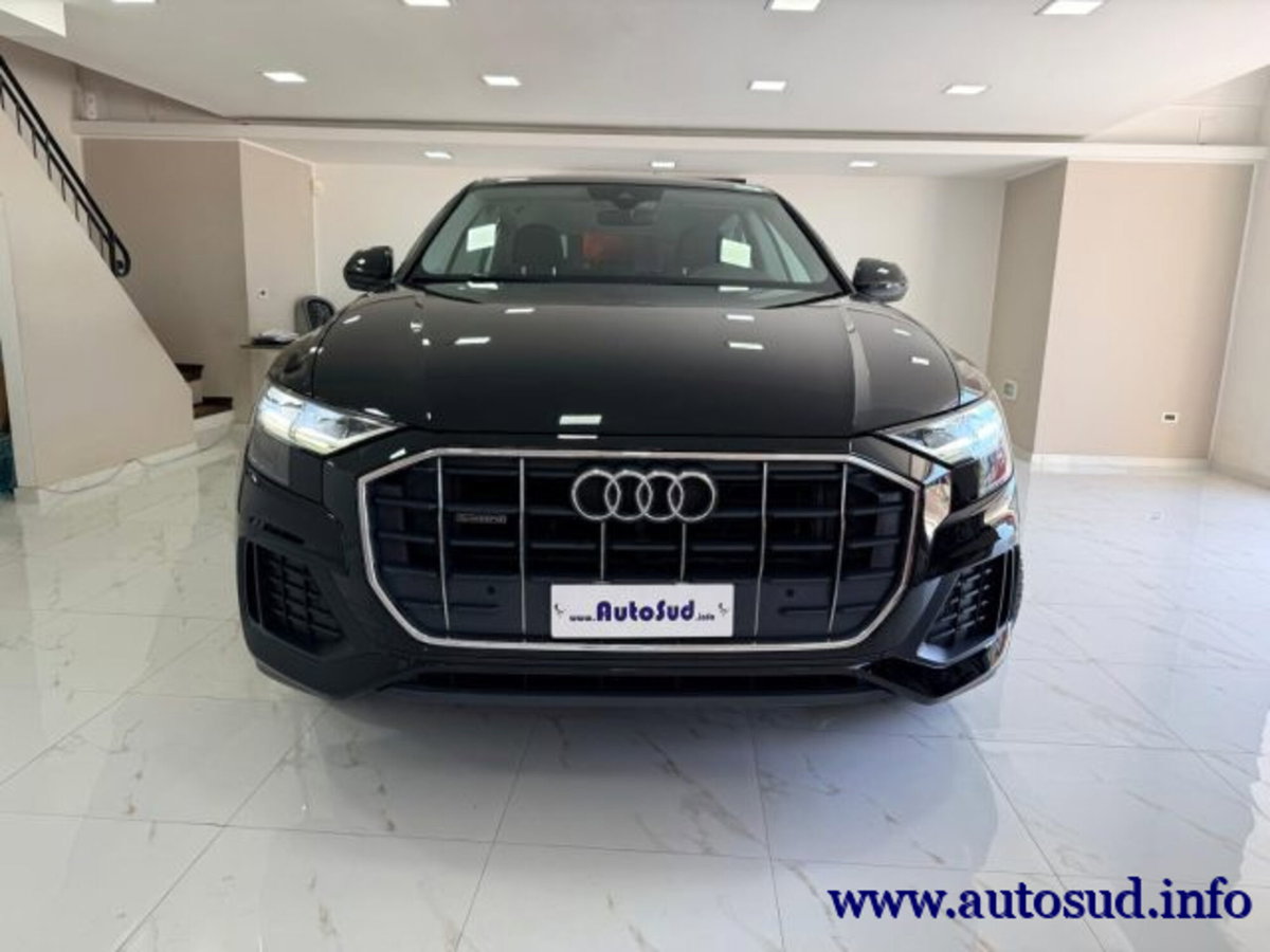 Audi Q8 Q8 45 TDI quattro tiptronic Sport (2)