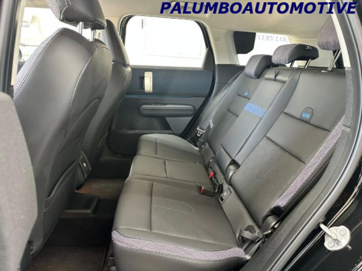 MINI Mini Countryman 2.0 Cooper D Essential Countryman (11)