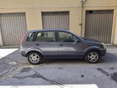 Ford Fusion 1.4 16V 5p. (2)